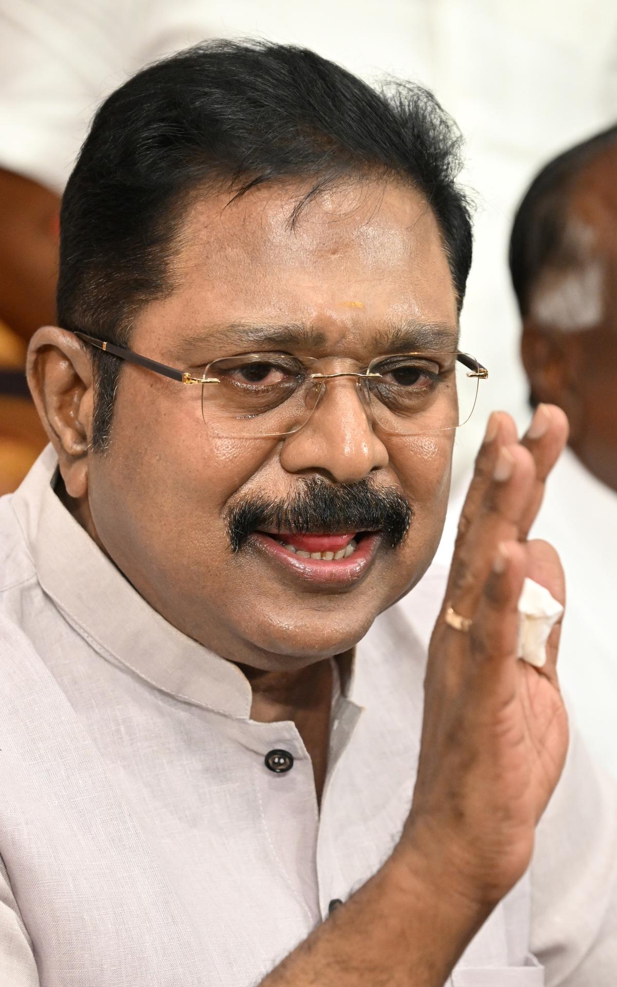 makkalvudagam