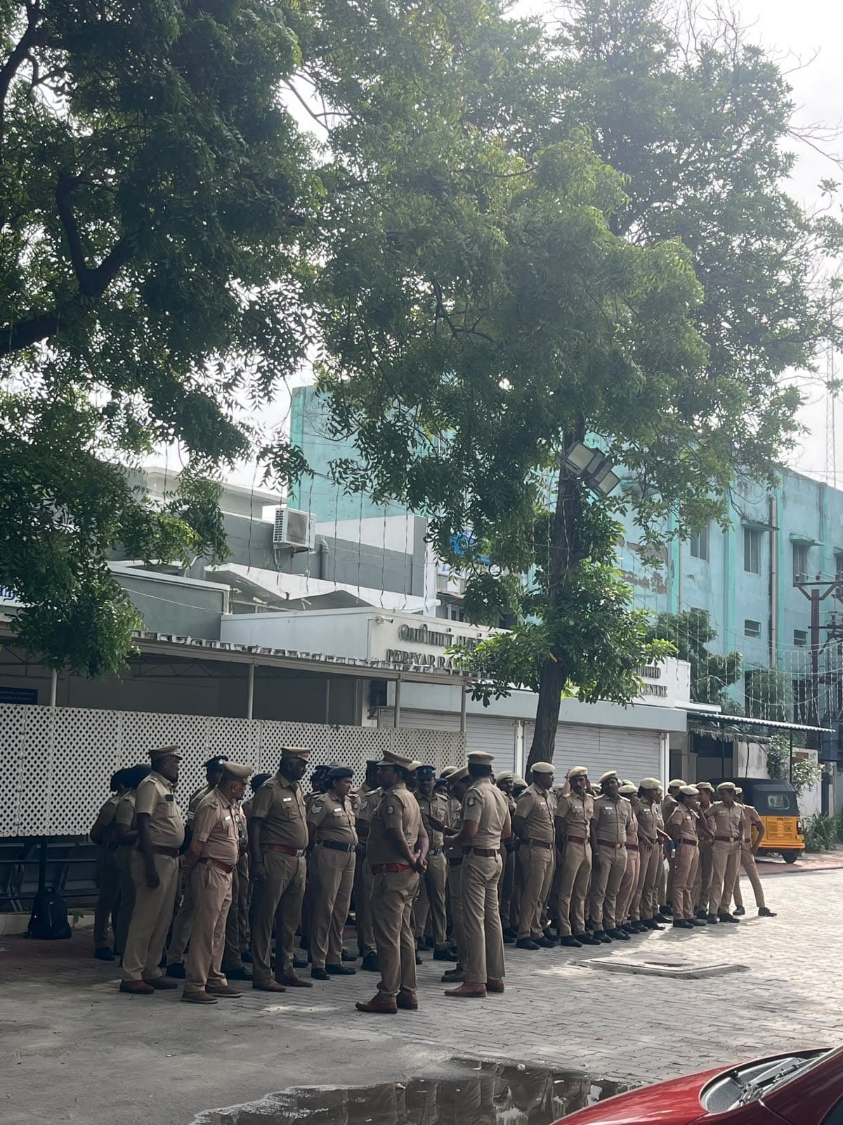 makkalvudagam