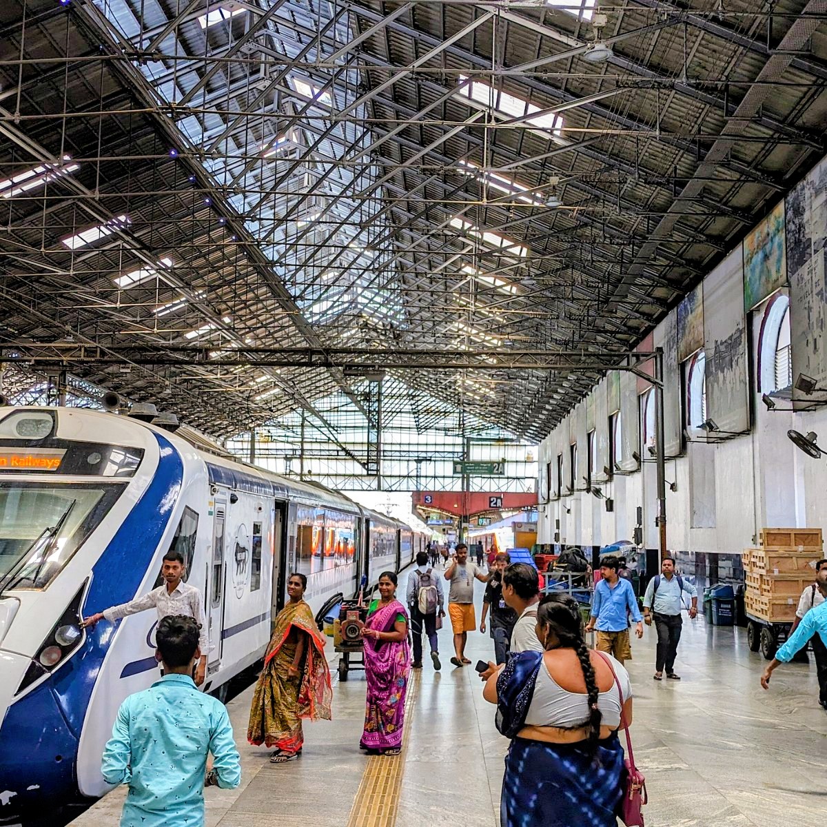 makkalvudagam